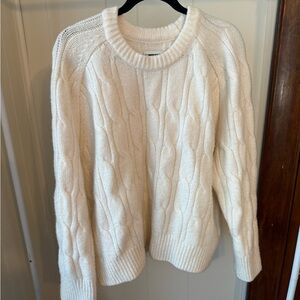 Abercrombie & Fitch Ivory Cable Knit Sweater
